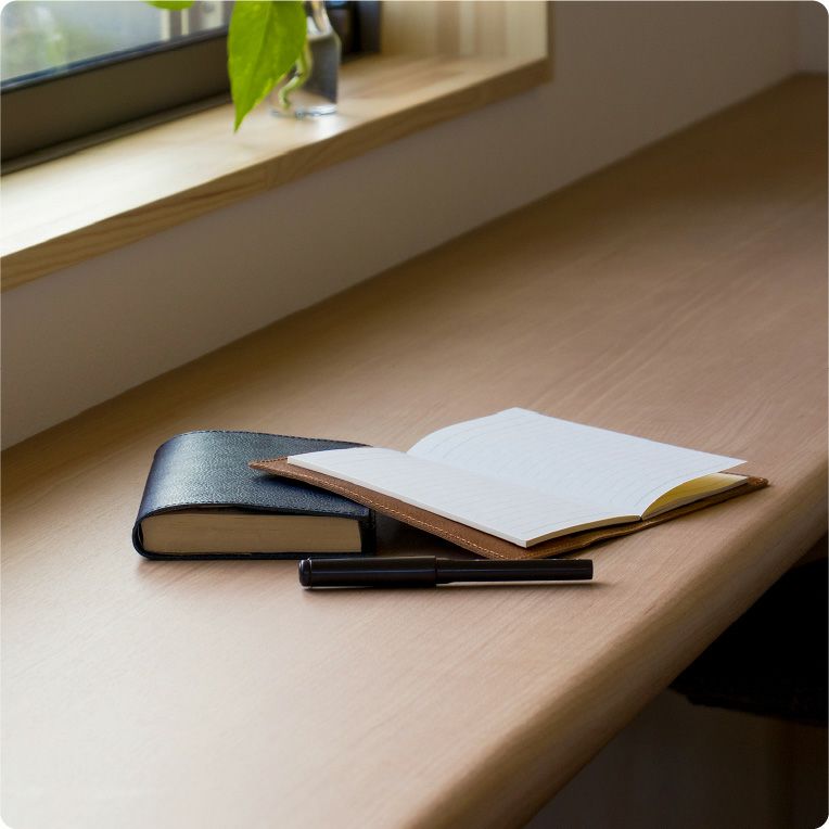 TOLVE （トルヴェ） レザー ブックカバー 文庫本サイズ ギフト TO-C001